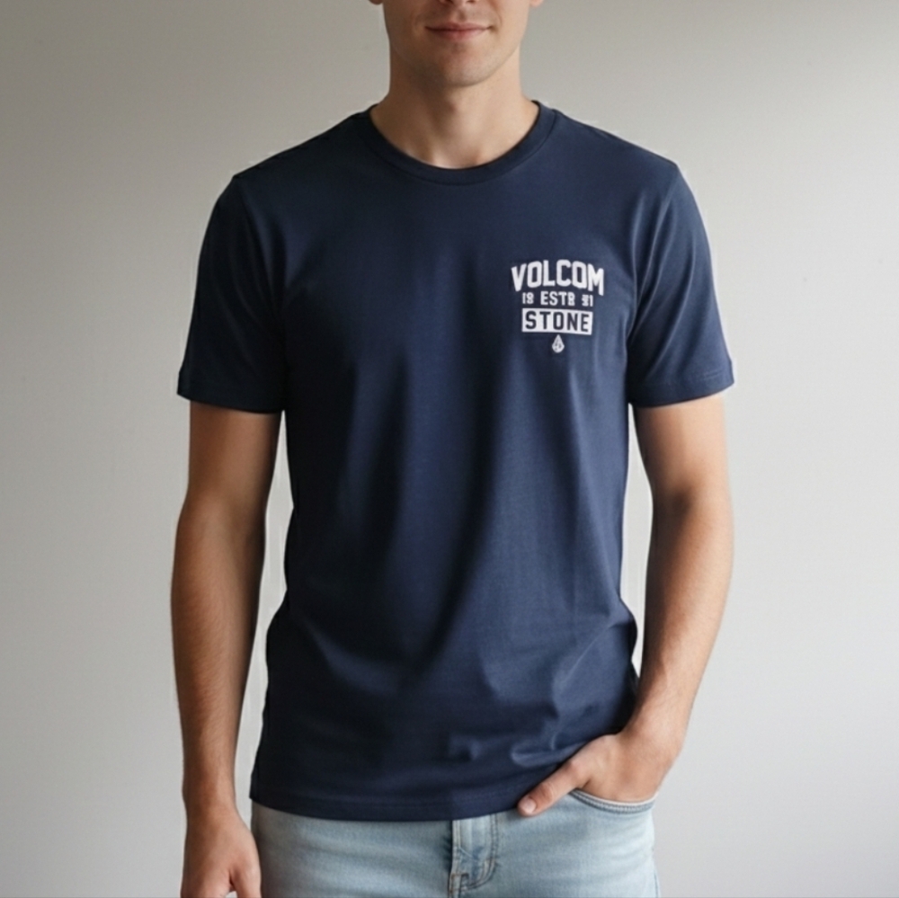 Volcom tee shirt NWT